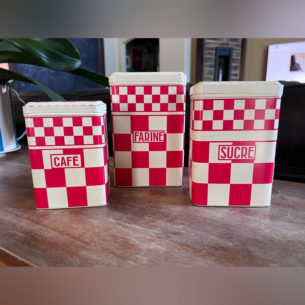 𝑪𝒐𝒎𝒕𝒐𝒊𝒓 𝒅𝒆 𝑭𝒂𝒎𝒊𝒍𝒍𝒆 French Canister Set Red and Cream Tins Kitchen farmhouse - Picture 3 of 9